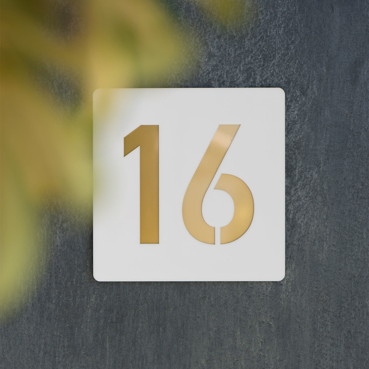 Numero civico modello Stencil Square finitura Stone White