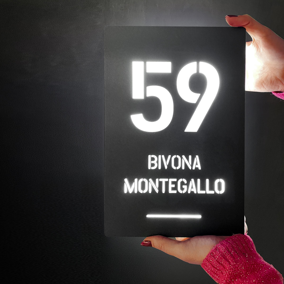 Numero civico casa luminoso