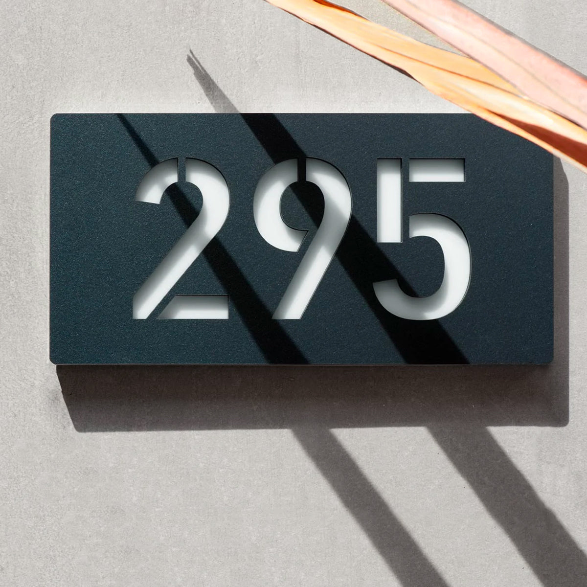 Numero civico luminoso modello Lux Horizontal finitura Stone Grey