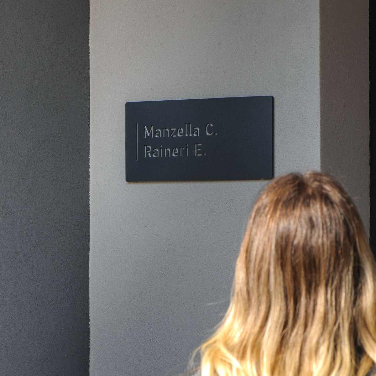 Numero civico e testo modello Stencil Horizontal