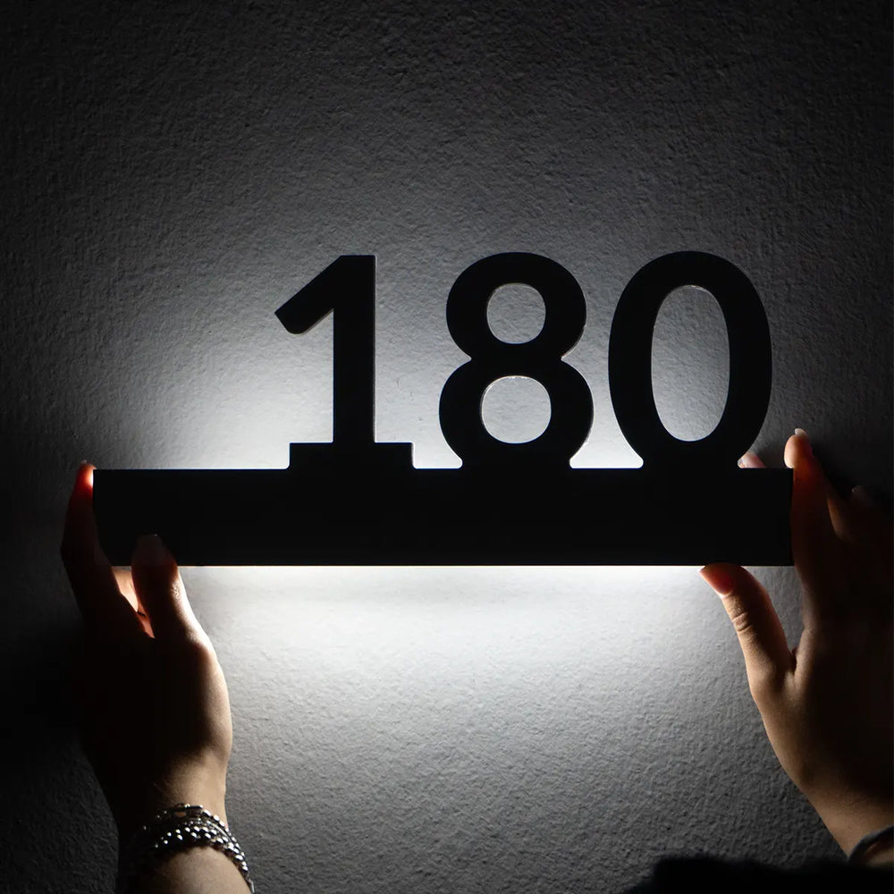 
                  
                    Illuminated house number: Lux Line 01
                  
                