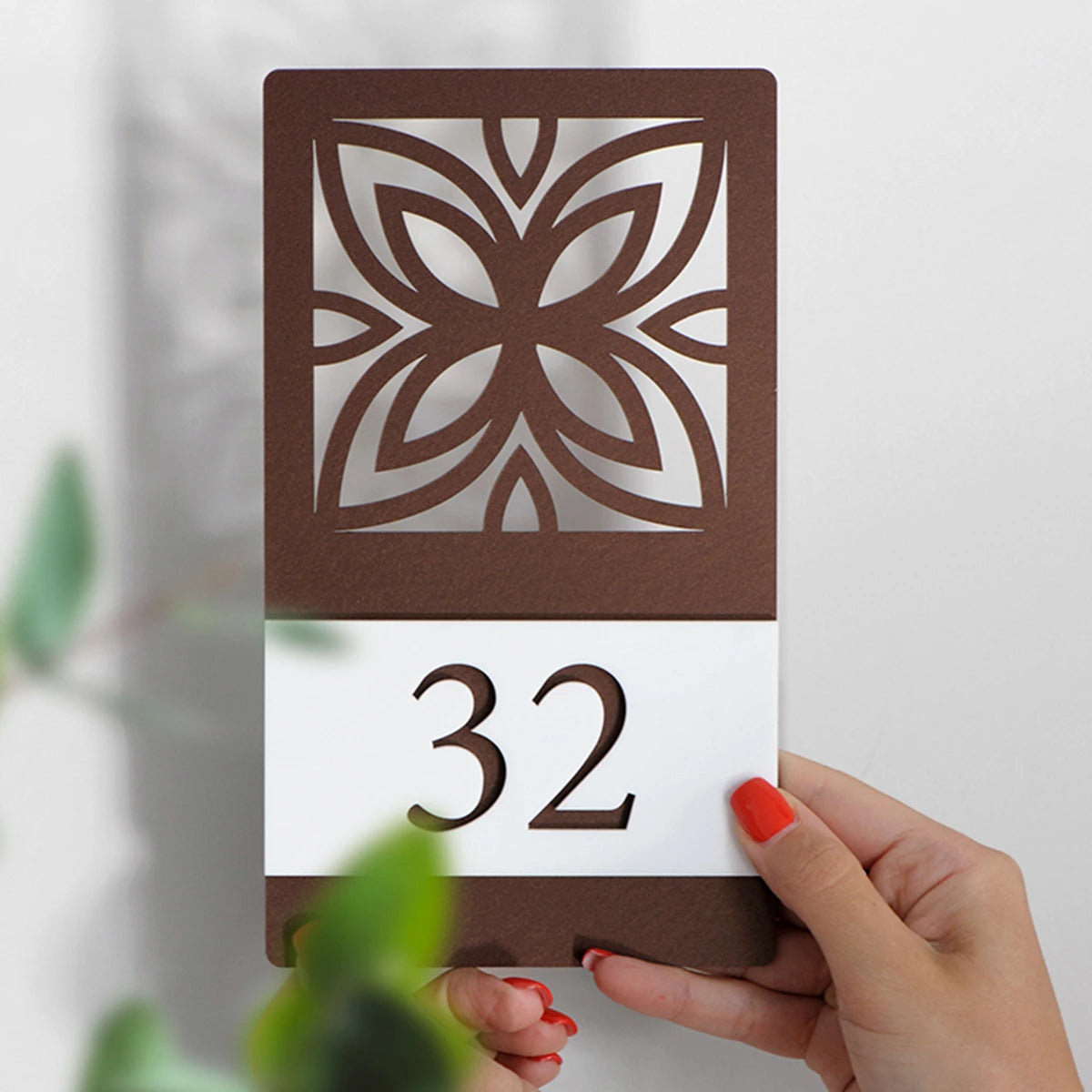 Vertical: Acrilico Stone Brown e Stone White intagliato